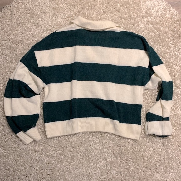 H&M sweater - Picture 2 of 6